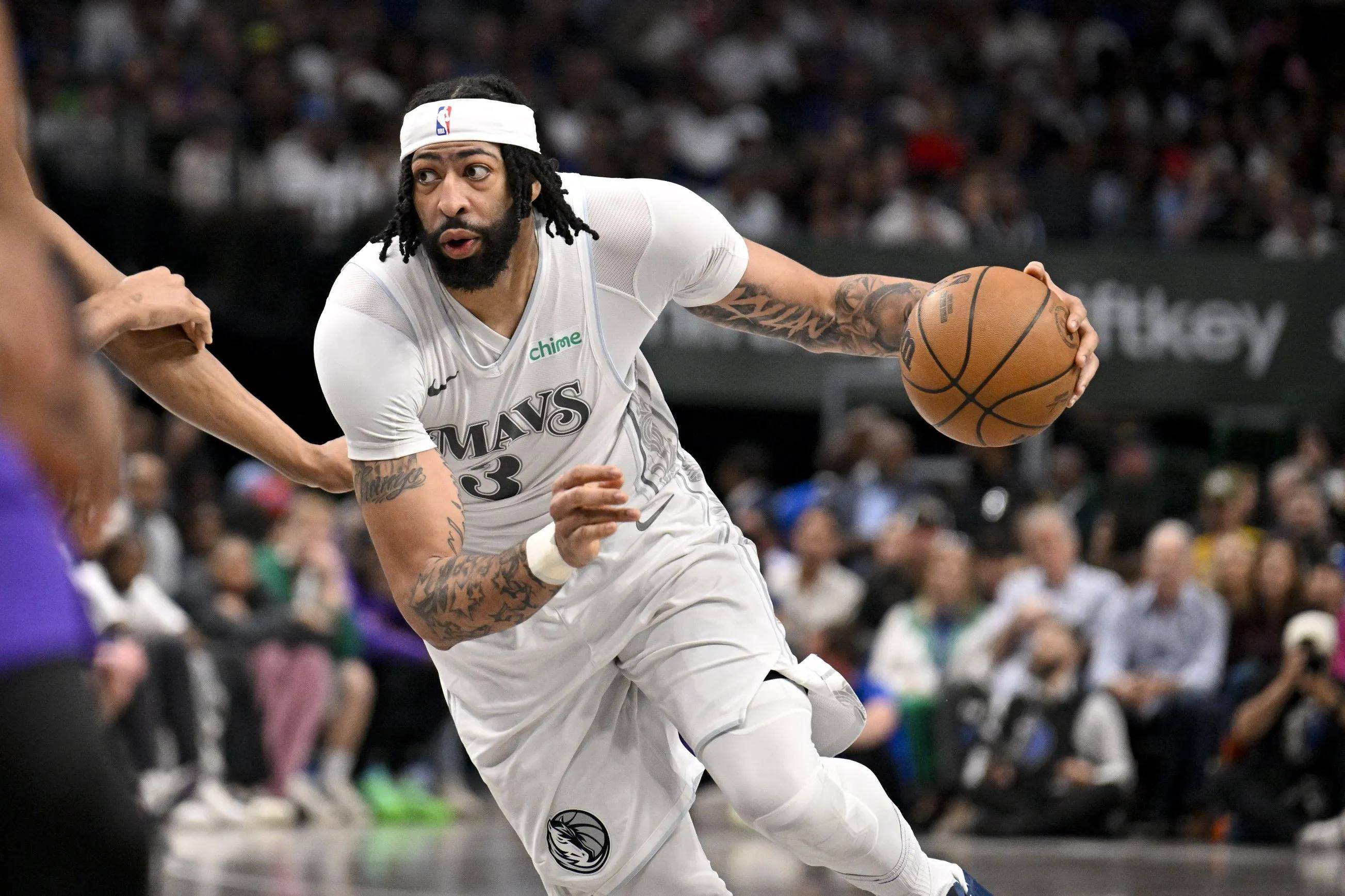 九游体育官方网站包含浓眉哥回归赛场，大胜首场状态亮眼，热火观众沸腾！的词条